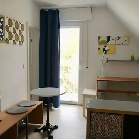 Microapartment In Mit Westbalkon Apartman