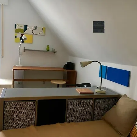 Microapartment In Mit Westbalkon *