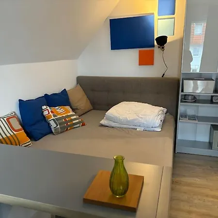 Microapartment In Mit Westbalkon Oberursel
